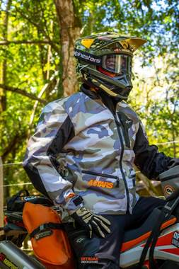 Offroad Underground — Costa Rica enduro ride gallery, photos by Simon Cudby — photo 2