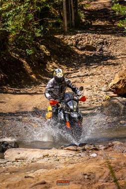Offroad Underground — Costa Rica enduro ride gallery, photos by Simon Cudby — photo 3