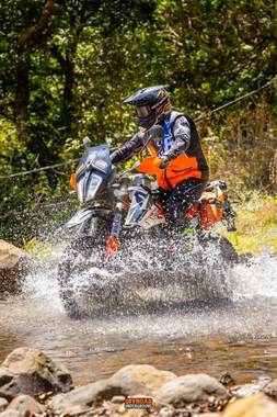Offroad Underground — Costa Rica enduro ride gallery, photos by Simon Cudby — photo 14