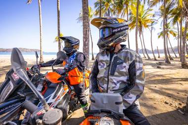 Offroad Underground — Costa Rica enduro ride gallery, photos by Simon Cudby — photo 23