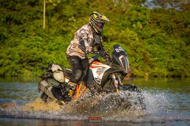 Offroad Underground — Costa Rica enduro ride gallery, photos by Simon Cudby — photo 33