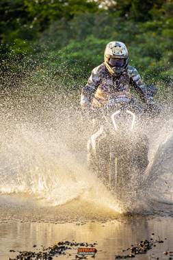 Offroad Underground — Costa Rica enduro ride gallery, photos by Simon Cudby — photo 38
