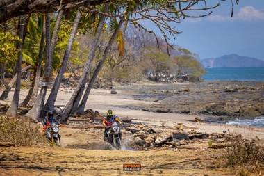 Offroad Underground — Costa Rica enduro ride gallery, photos by Simon Cudby — photo 54